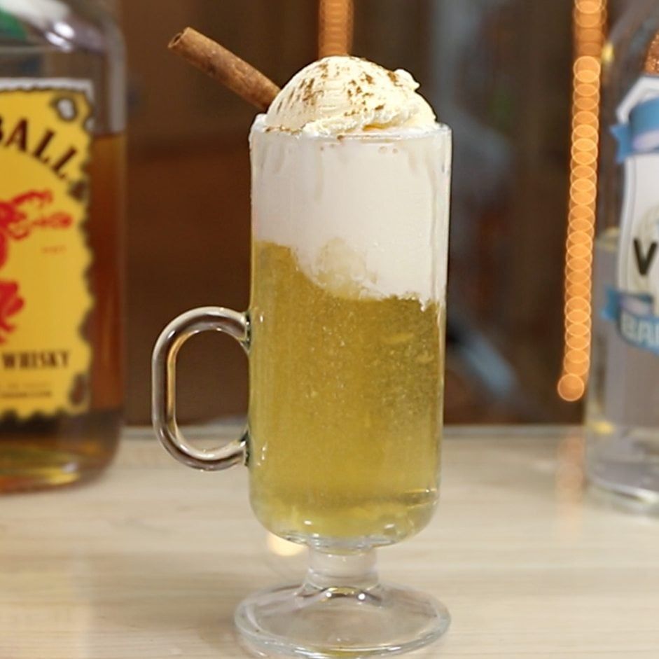 Apple Pie Float Cocktail Recipe