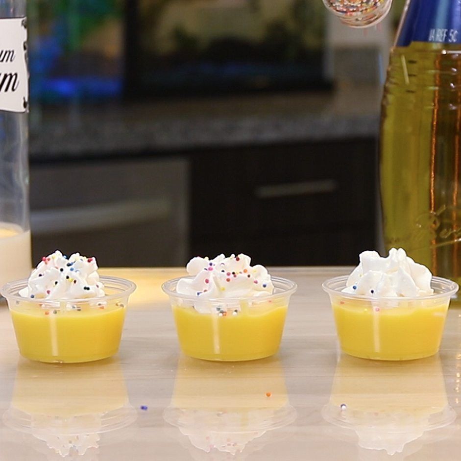 Banana Cream Pudding Shots Cocktail Recipe