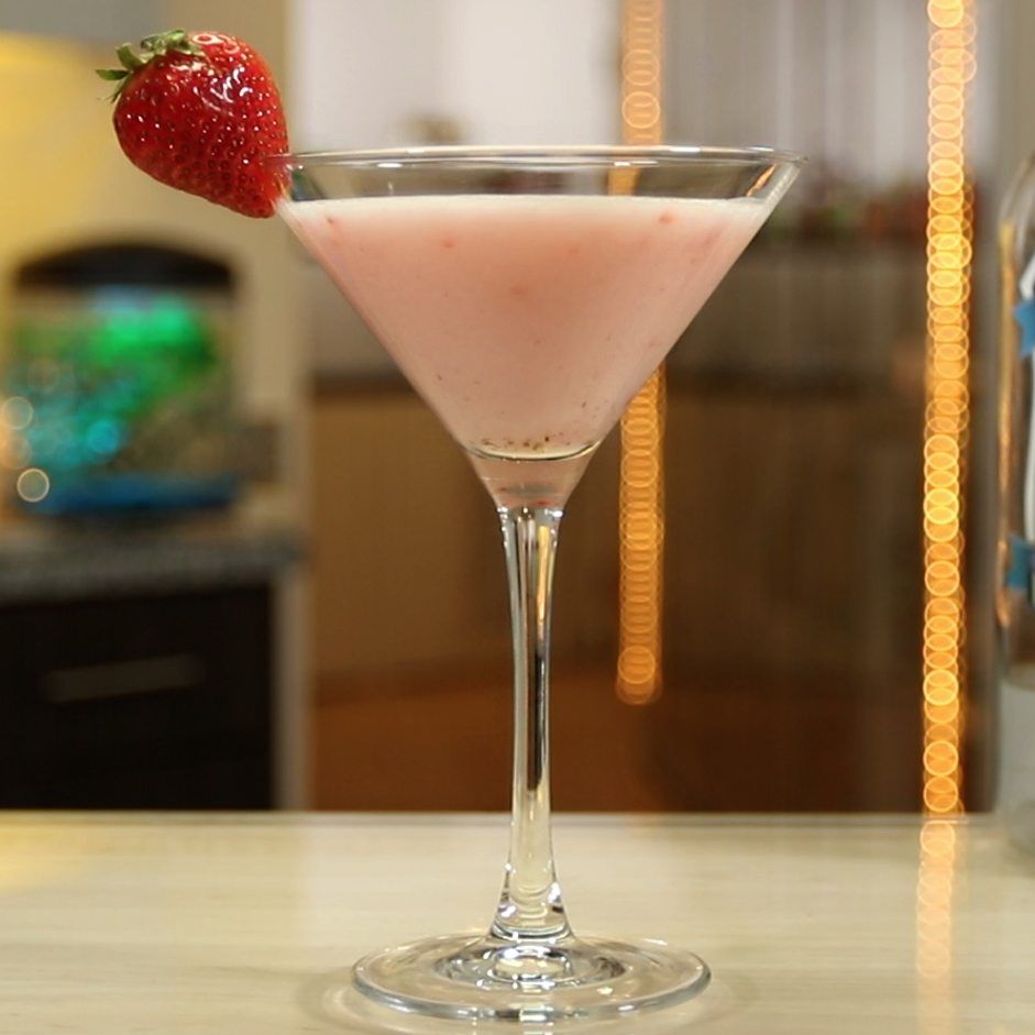 Coconut Strawberry Martini Cocktail Recipe