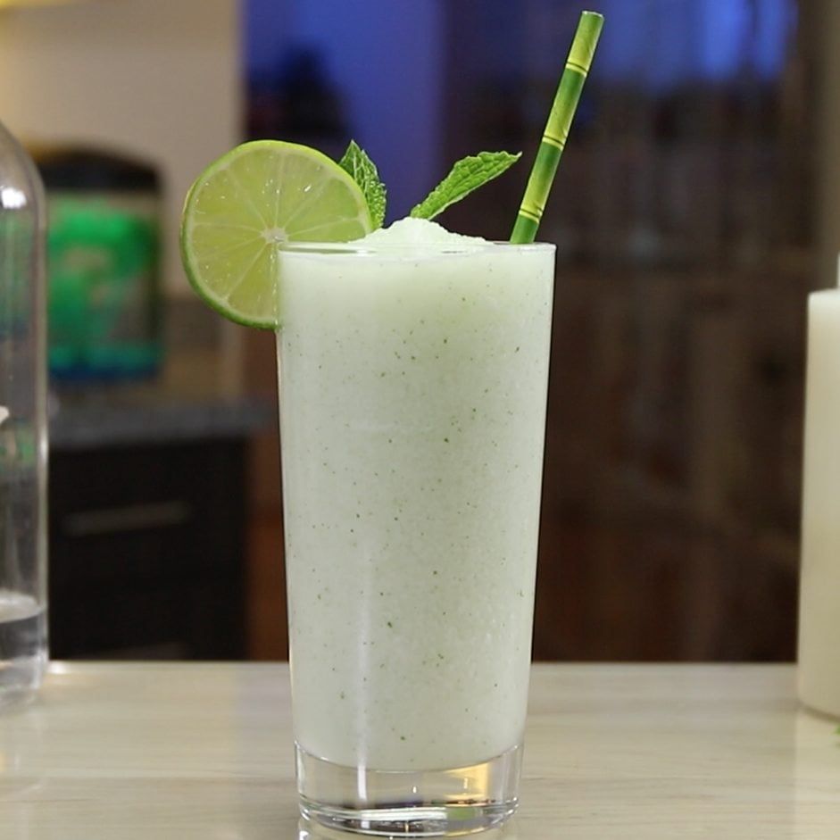 Frozen Coconut Mojito Cocktail Recipe