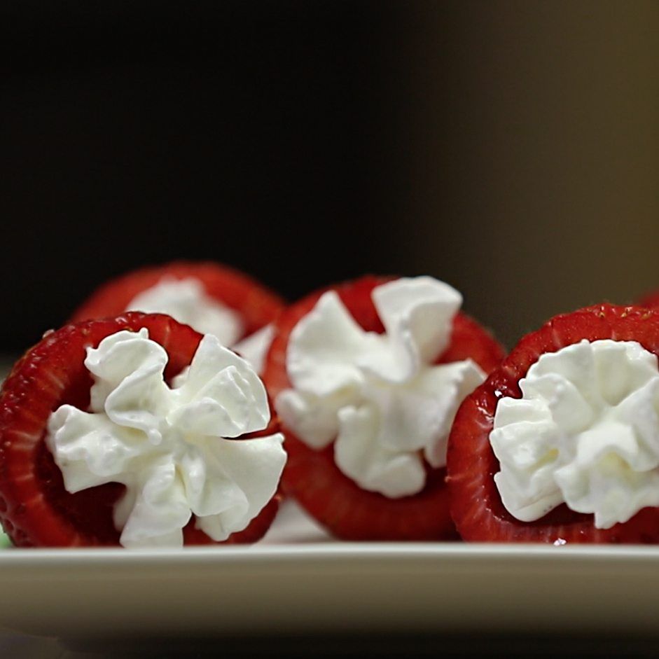 Strawberry Banana Jello Shots Cocktail Recipe