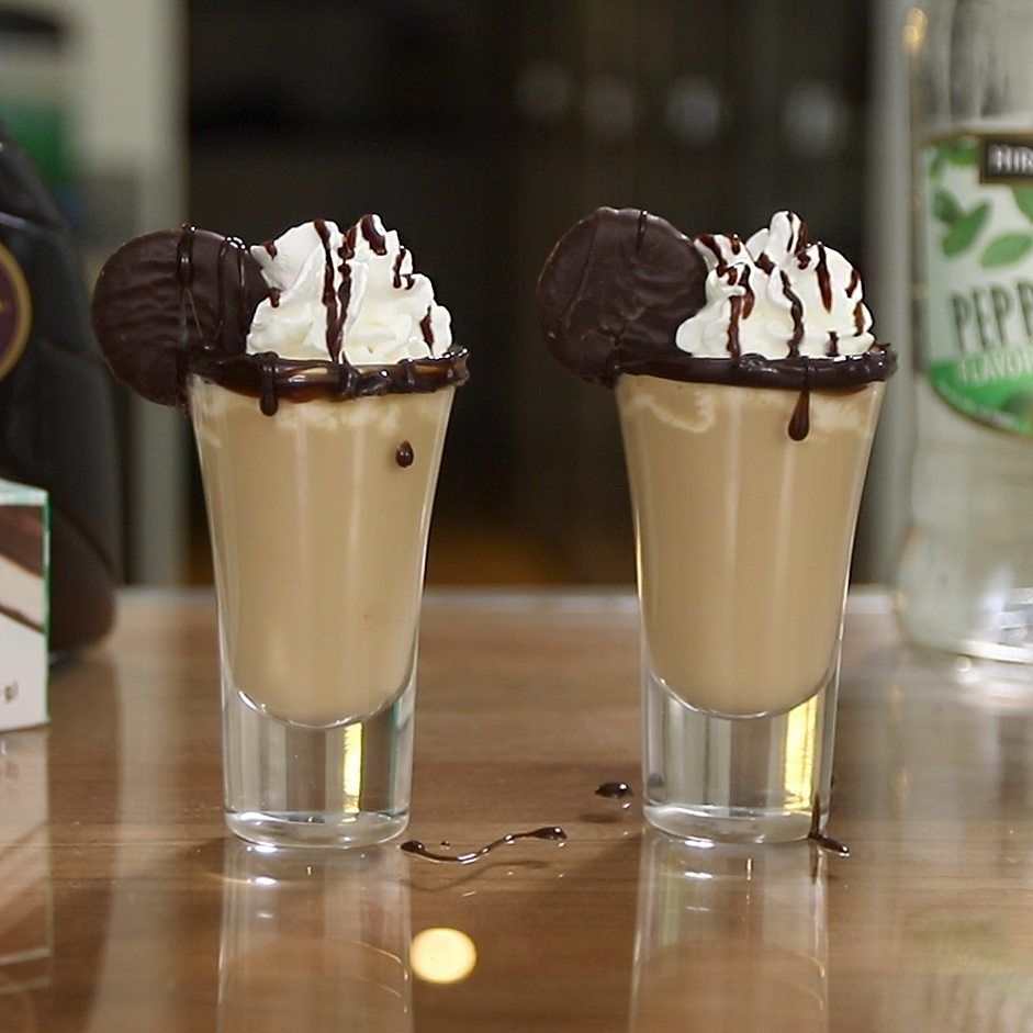 Thin Mint Shooters Cocktail Recipe