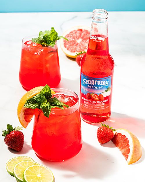 Seagram’s Escapes Strawberry Mojito Cocktail Recipe
