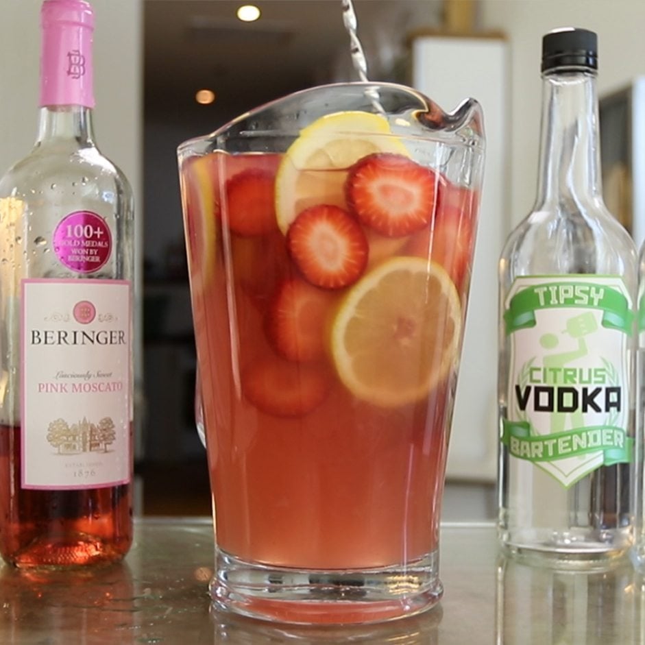 Moscato Pink Lemonade Sangria image