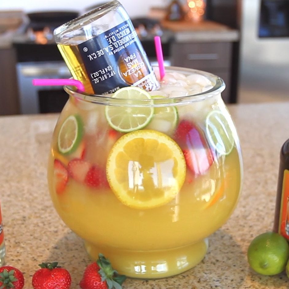 Fishbowl Drinks: A Shareable Surprise