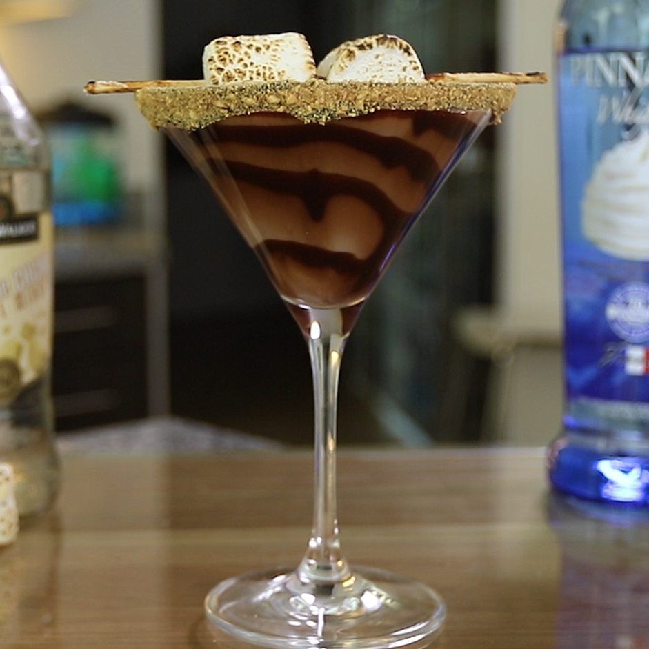 Double Chocolate S’mores Martini Cocktail Recipe