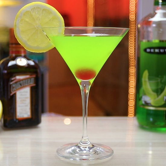 27 Sophisticated Martinis To Get You Feelin’ Fancy