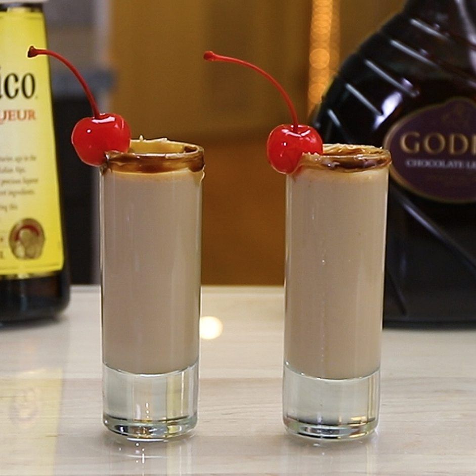 Peanut Butter Shooters Cocktail Recipe