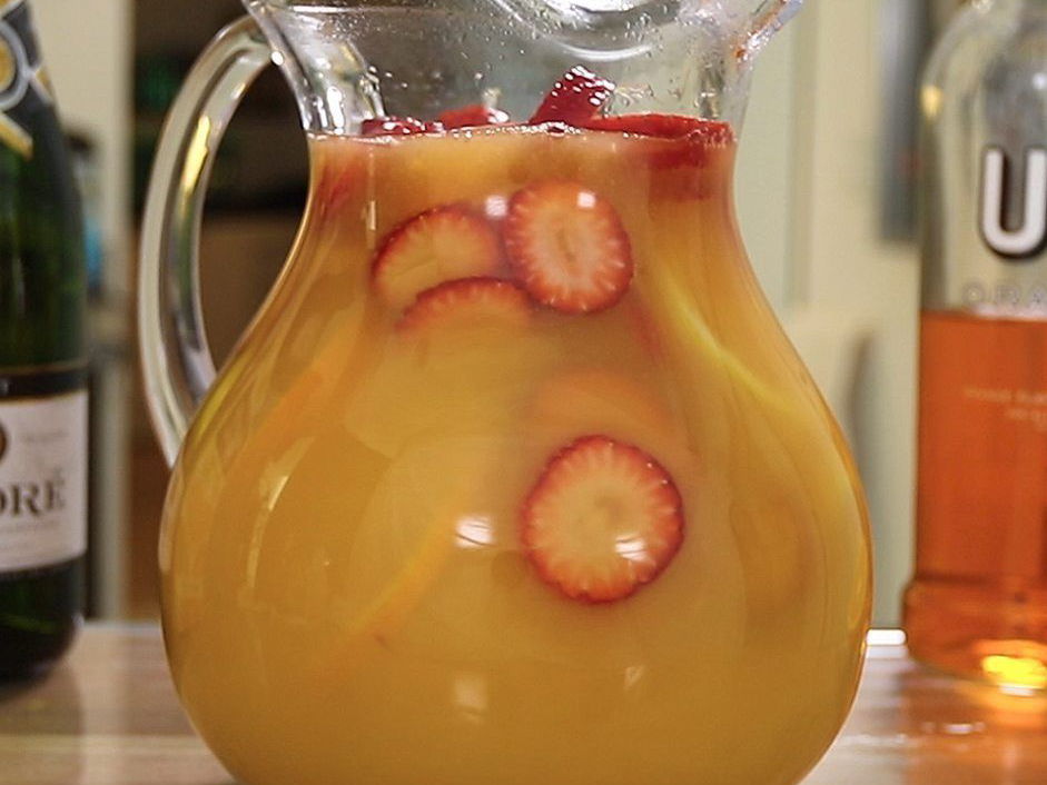 Mimosa Pitcher Recipe - (4.6/5)