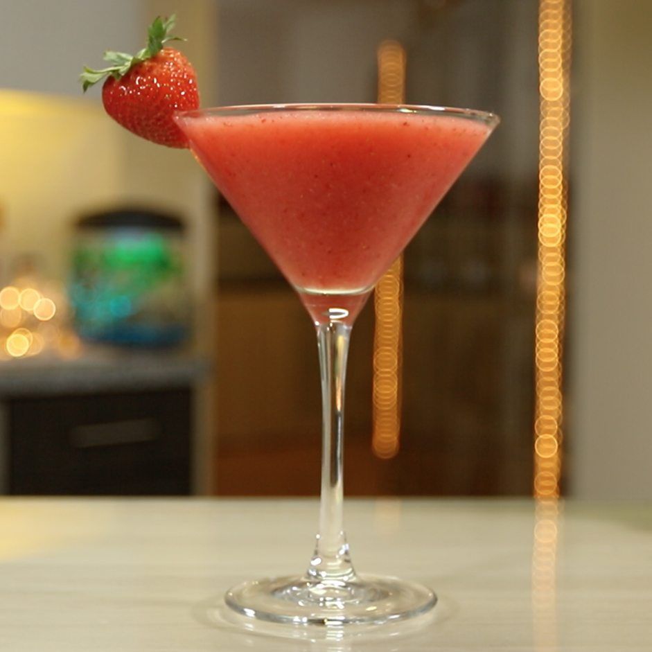 Strawberry Champagne Slush Cocktail Recipe