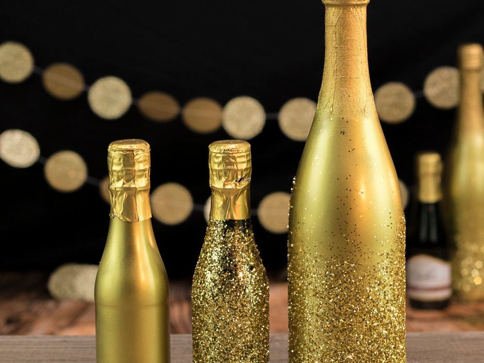 Learn How To Glitter Champagne Bottles - the right way!