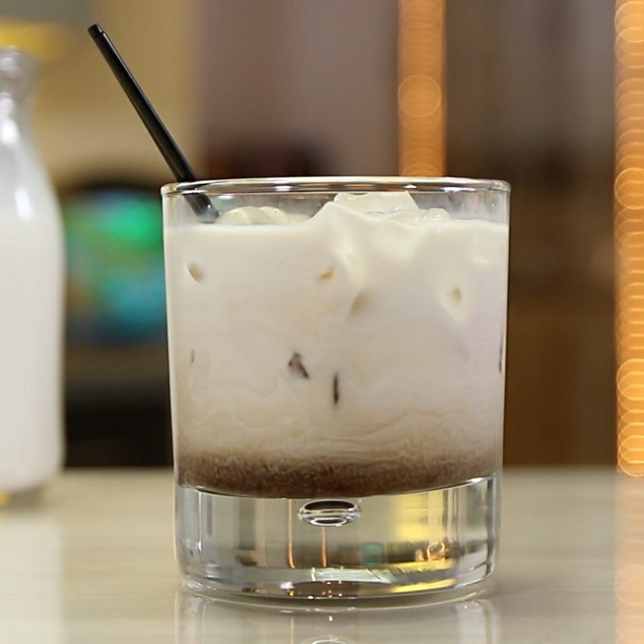 21 Easy Vodka Drinks With 3-Ingredients Or Less