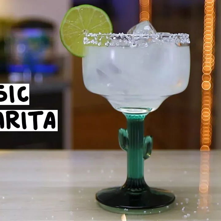 Classic margarita cocktail recipe