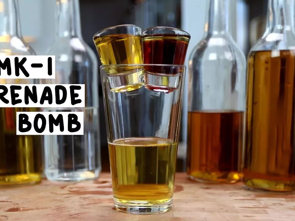 Hand Grenade Mix Drink Pack w/ 5 Hand Grenade Shot Glasses